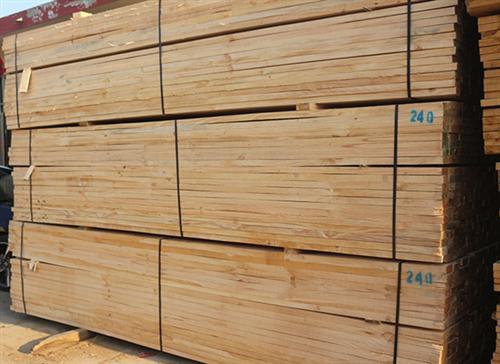产品供应 > 建筑方木,八达国际,辐射松木材加工厂 建筑方木
